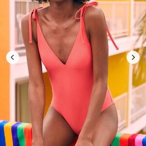 Aerie Size XL Coral Vneck Swimsuit
